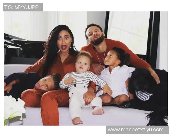 夸梅：库嫂应珍惜库里真爱而非追求外在不满