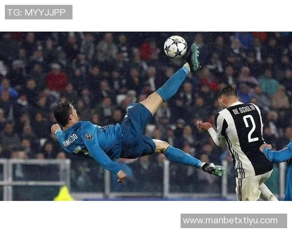 尤文前球员揭露C罗对萨里战术不满用吃草方式表达自己对比赛的理解