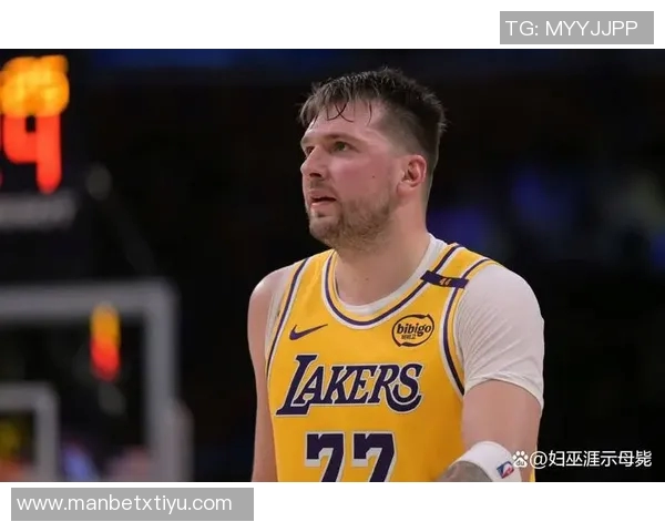 制造进攻犯规排行榜揭晓里夫斯领衔波杰姆紧随其后东契奇位列第五 制造进攻犯规排行榜揭晓里夫斯领衔波杰姆紧随其后东契奇位列第五