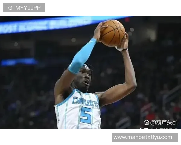 老詹得分上双纪录终结韦德称赞其职业生涯的持久性与稳定性 老詹得分上双纪录终结韦德称赞其职业生涯的持久性与稳定性